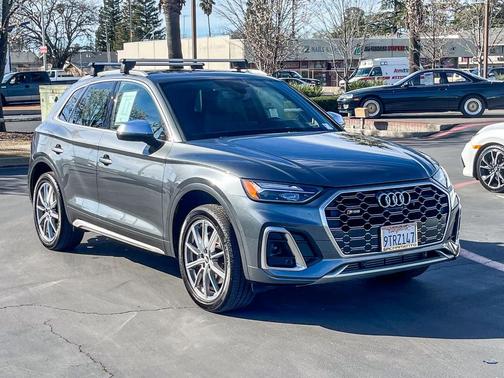 2022 Audi SQ5 3.0T Premium Plus