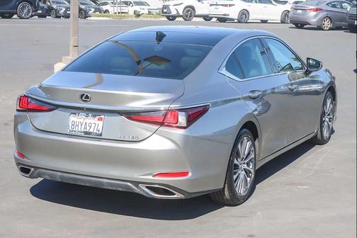 2019 Lexus ES 350 Base