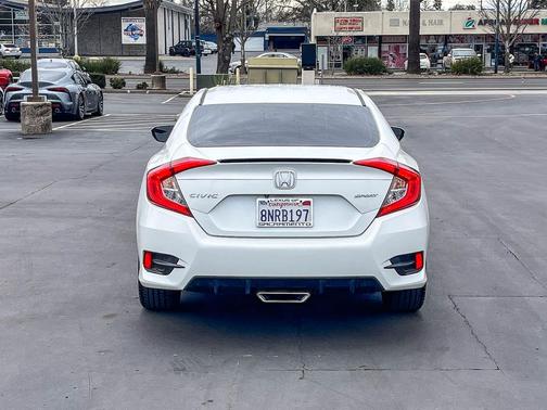 2019 Honda Civic Sport