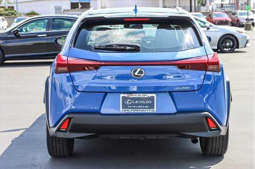 2022 Lexus UX 200 Base