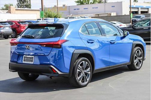 2022 Lexus UX 200 Base