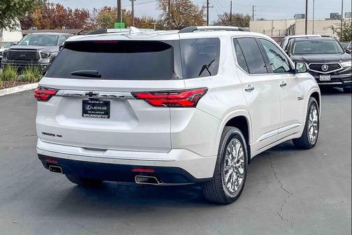 2023 Chevrolet Traverse High Country