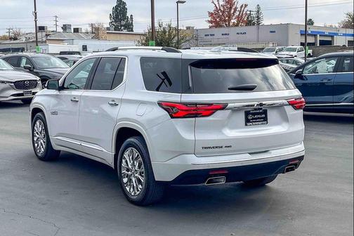 2023 Chevrolet Traverse High Country