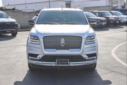 2019 Lincoln Navigator Standard