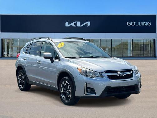 Ice Silver Metallic 2017 Subaru Crosstrek 2.0i Premium