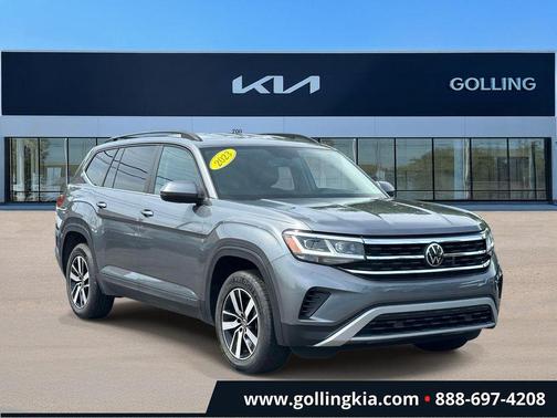 Platinum Gray Metallic 2023 Volkswagen Atlas 2.0T SE