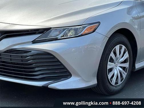 2020 Toyota Camry LE