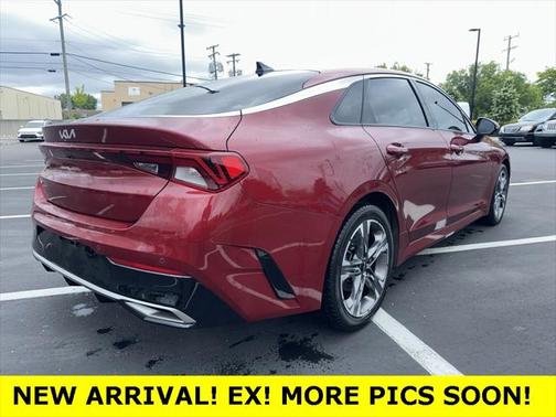 2022 Kia K5 EX