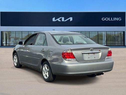 Mineral Green Opal 2006 Toyota Camry LE