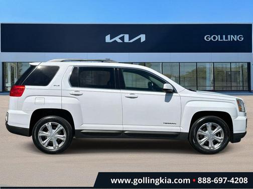 Summit White 2017 GMC Terrain SLE-2