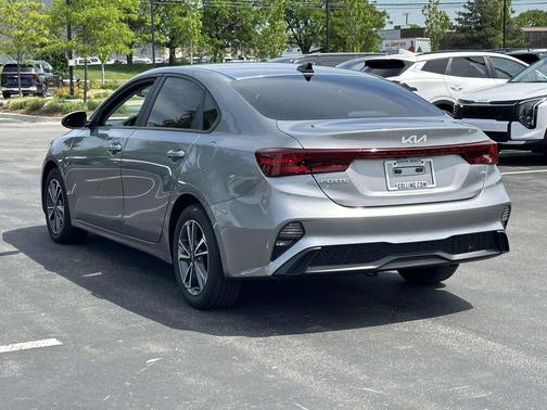 Steel Gray 2024 Kia Forte LXS