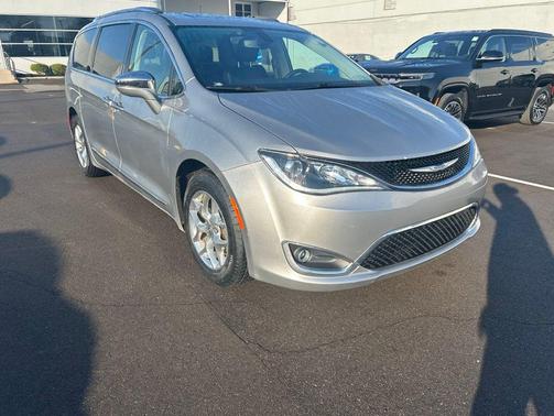 Billet Silver Metallic Clearcoat 2019 Chrysler Pacifica Limited