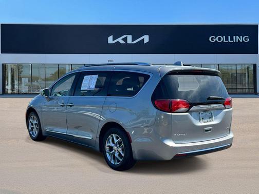 Billet Silver Metallic Clearcoat 2019 Chrysler Pacifica Limited