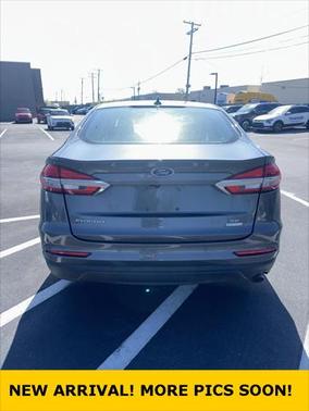 2020 Ford Fusion SE