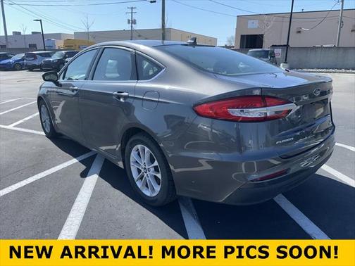 2020 Ford Fusion SE