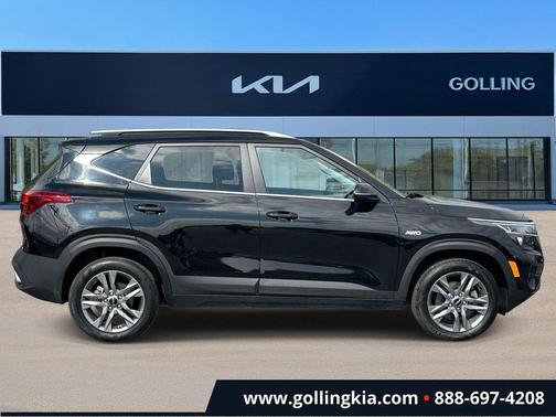 Cherry Black 2023 Kia Seltos S