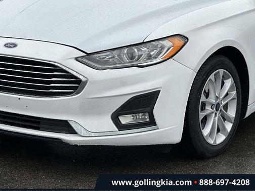 Oxford White 2020 Ford Fusion SE