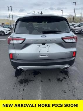 2021 Ford Escape SE
