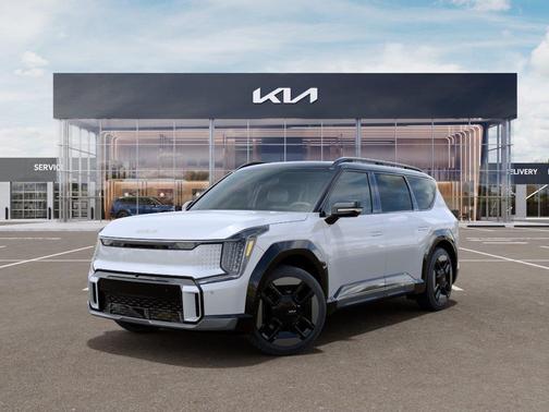 Glacial White Pearl/Ebony Black Roof 2026 Kia EV9 GT-Line