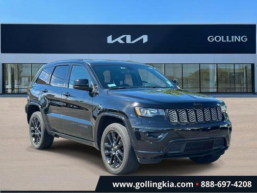 Diamond Black Crystal Pearlcoat 2019 Jeep Grand Cherokee Altitude