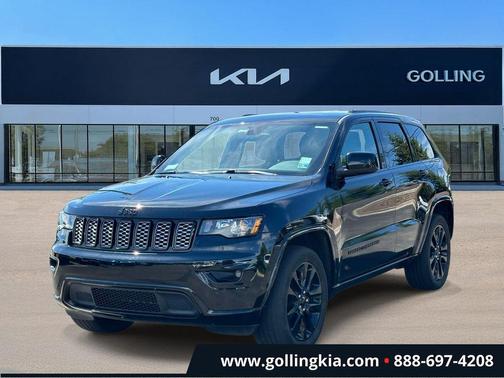 Diamond Black Crystal Pearlcoat 2019 Jeep Grand Cherokee Altitude