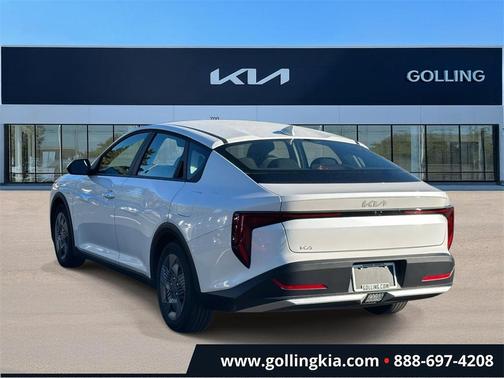 2025 Kia K4 LX