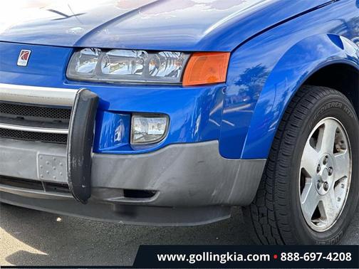2004 Saturn Vue Base