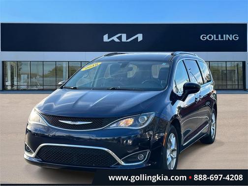 2018 Chrysler Pacifica Touring-L