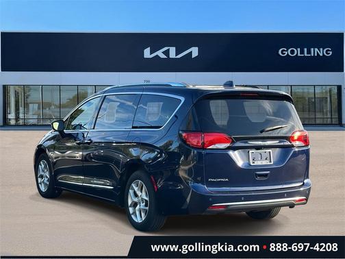 2018 Chrysler Pacifica Touring-L