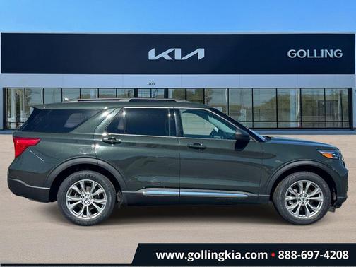 Forged Green Metallic 2022 Ford Explorer XLT