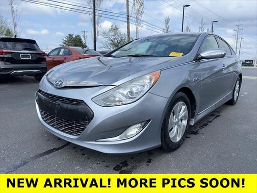 2015 Hyundai SONATA Hybrid Base
