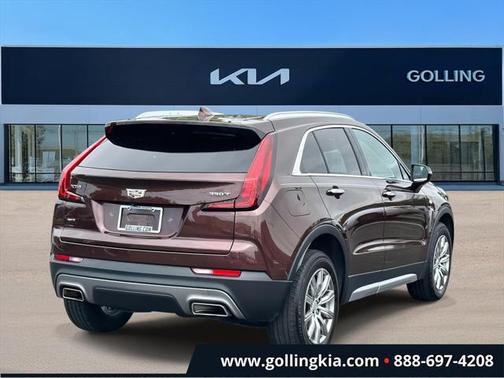 2022 Cadillac XT4 Premium Luxury