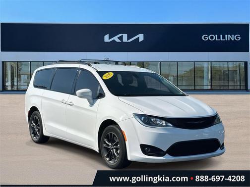 2020 Chrysler Pacifica L