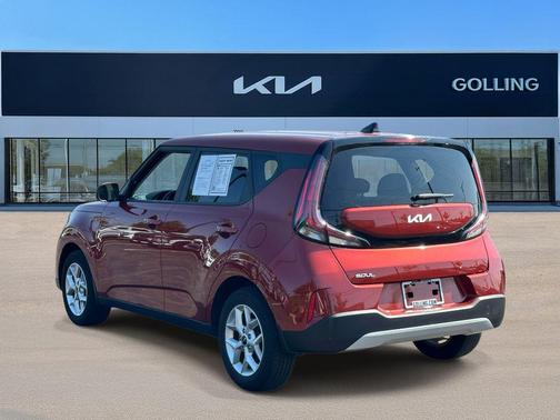 Mars Orange 2023 Kia Soul LX