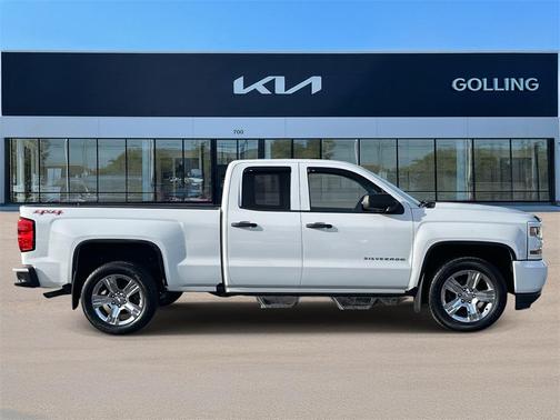 2017 Chevrolet Silverado 1500 Custom