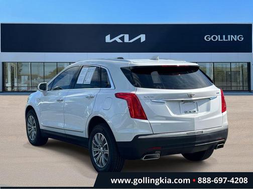 Crystal White Tricoat 2018 Cadillac XT5 Luxury