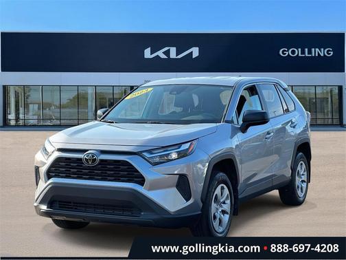 2023 Toyota RAV4 LE