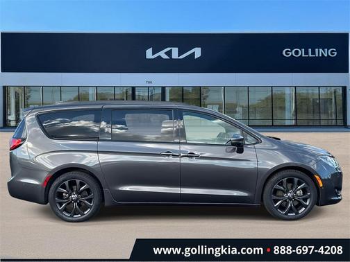 2020 Chrysler Pacifica Limited