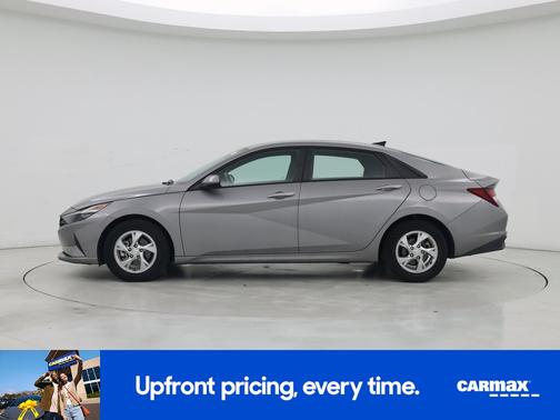 Gray 2022 Hyundai ELANTRA SE