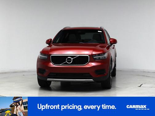 2019 Volvo XC40 T5 Momentum