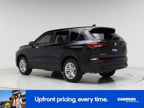 2024 Mitsubishi Outlander ES