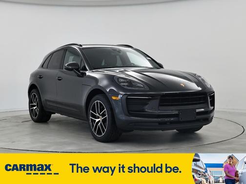 2022 Porsche Macan