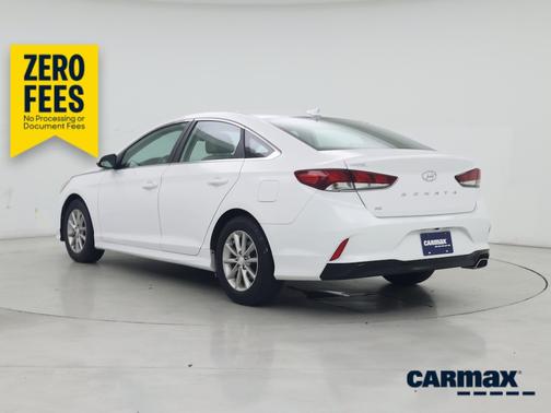 White 2019 Hyundai SONATA SE