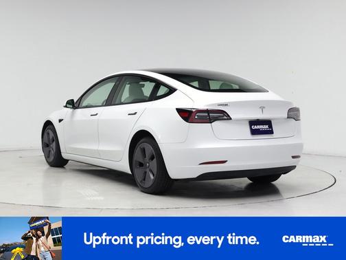 Pearl 2023 Tesla Model 3