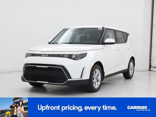 White 2023 Kia Soul S