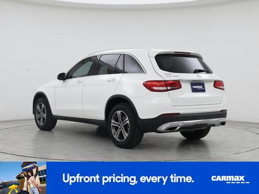 White 2019 Mercedes-Benz GLC 300