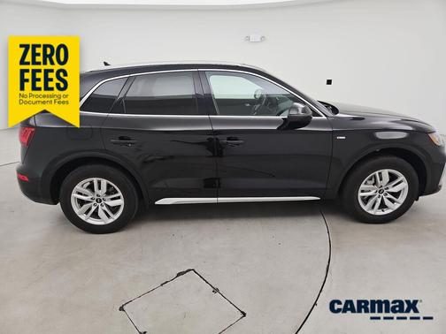 Black 2023 Audi Q5 Premium