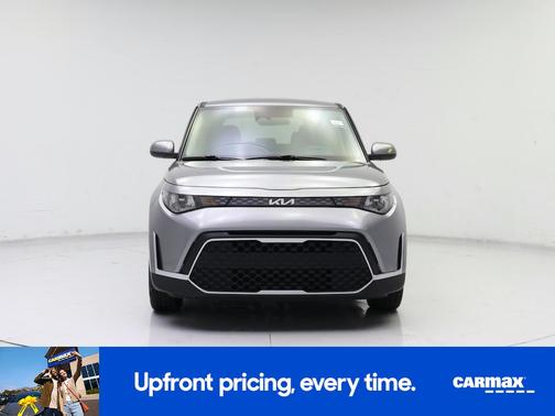 Gray 2025 Kia Soul LX