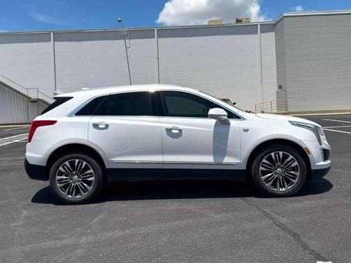 2017 Cadillac XT5 Premium Luxury