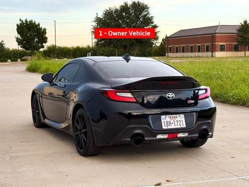 2023 Toyota GR86 Premium